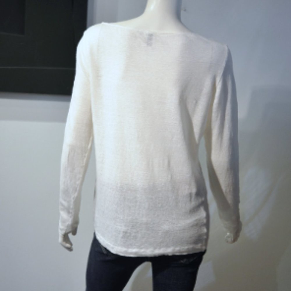 The Great White TEE - Picture 5 of 7